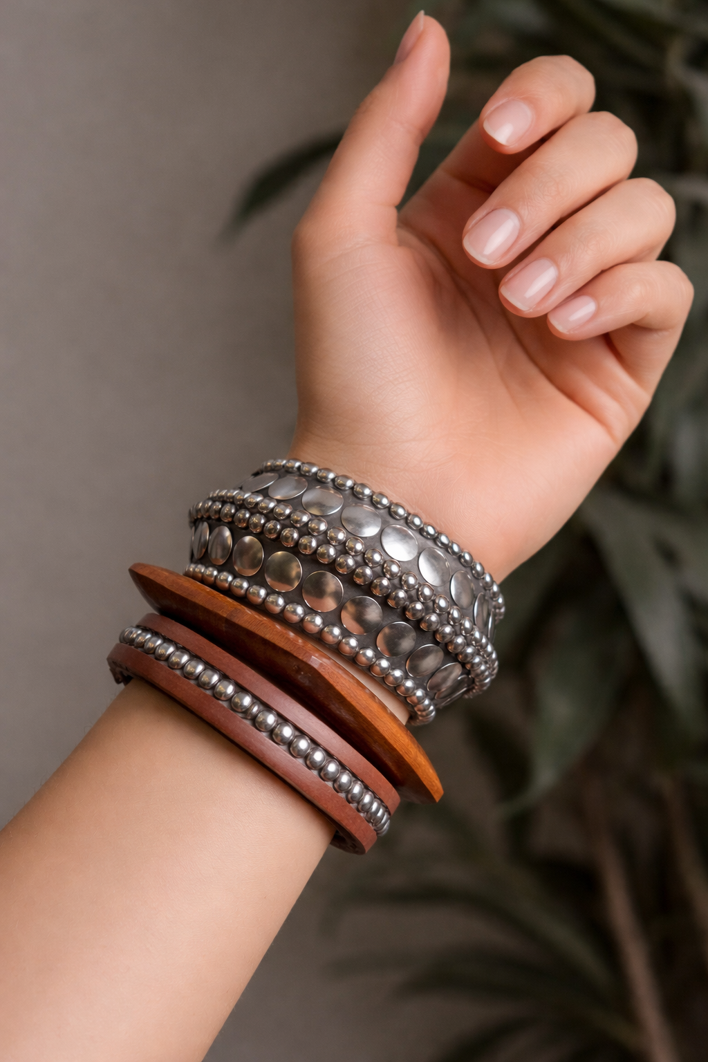 Noor Wooden & Silver Statement Bangle