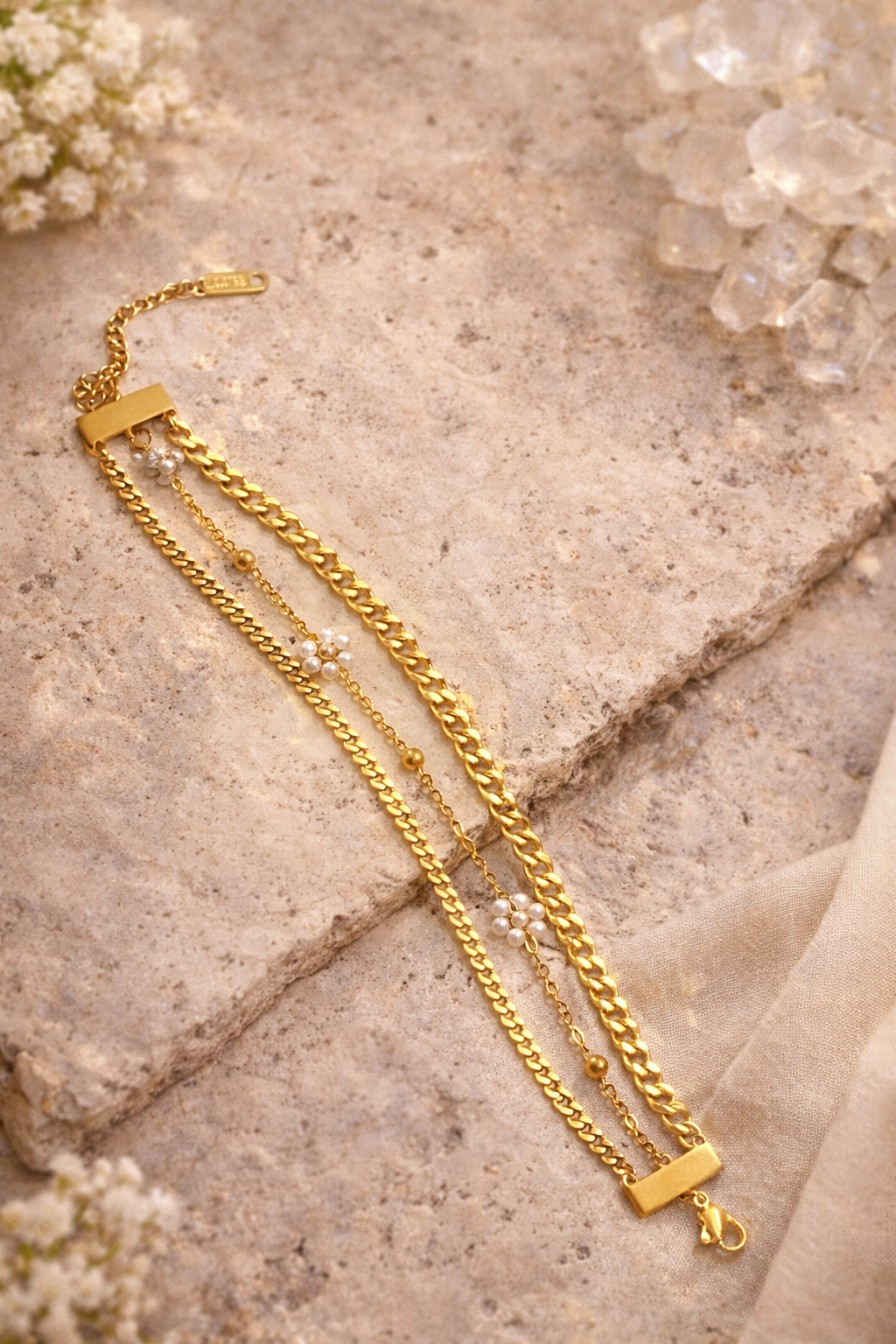 Pearla Glow Chain Bracelet