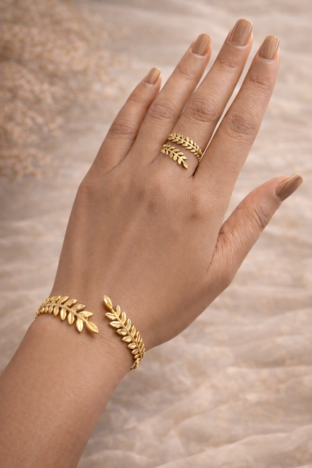 Golden Fern Embrace Set
