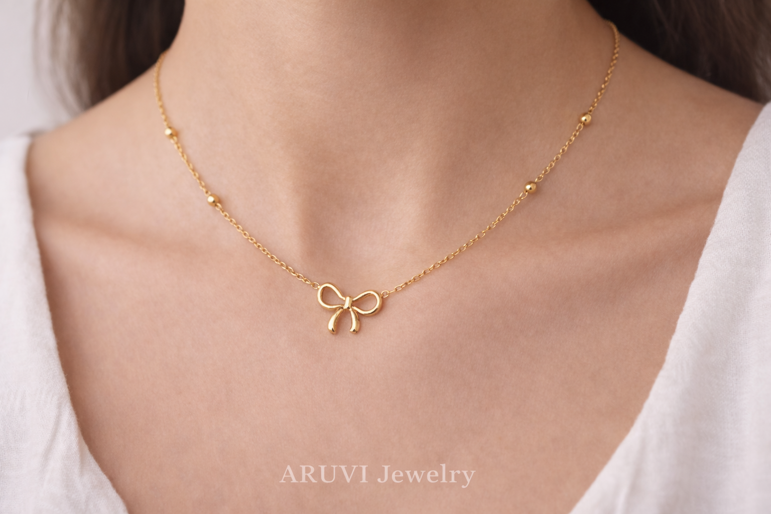 Bow Necklace